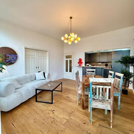 Modernes City-Apartment Mit Blick In Den Park Und 2 Baeder H9 Oldenburg Exterior foto