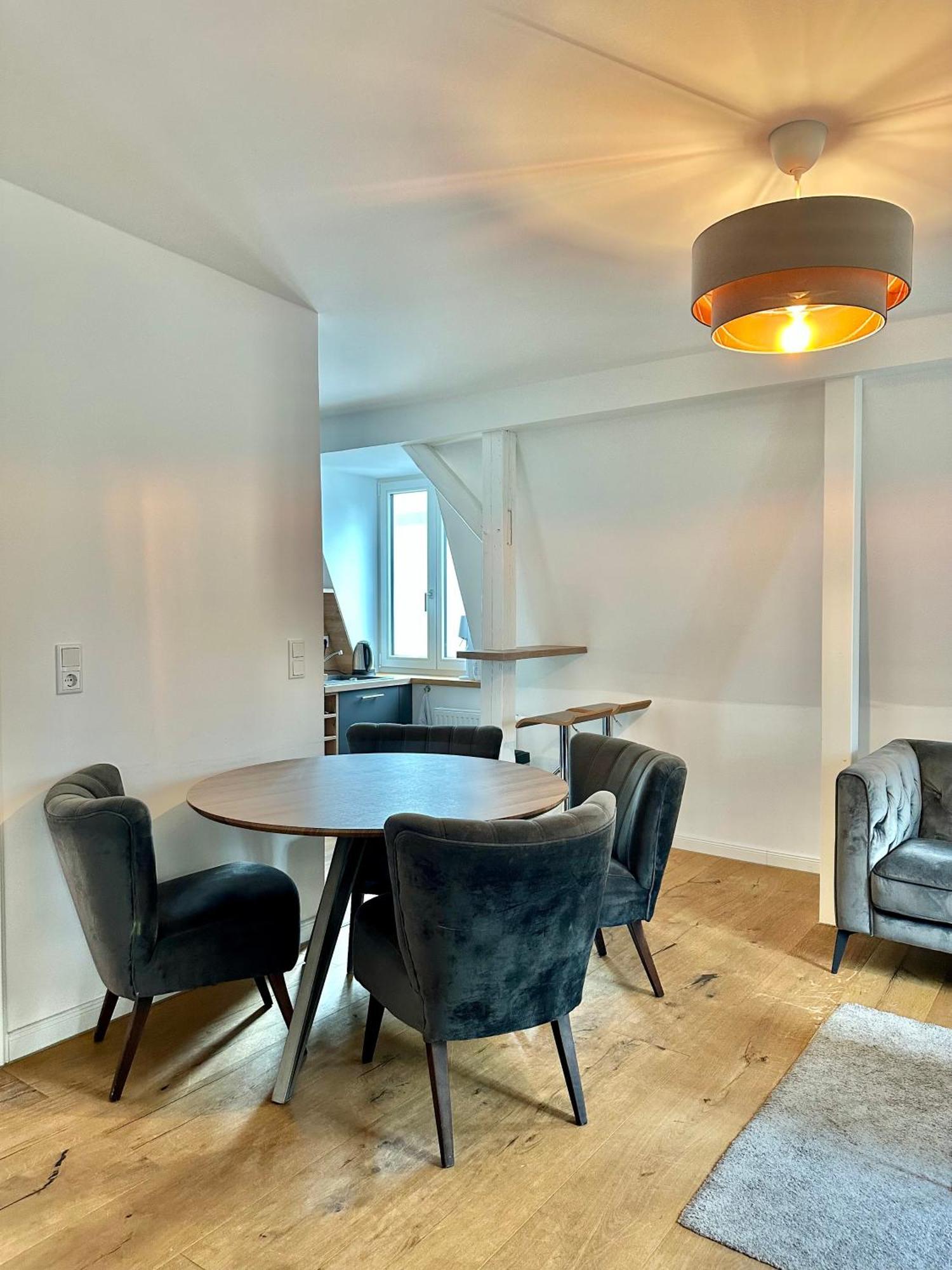 Modernes City-Apartment Mit Blick In Den Park Und 2 Baeder H9 Oldenburg Exterior foto