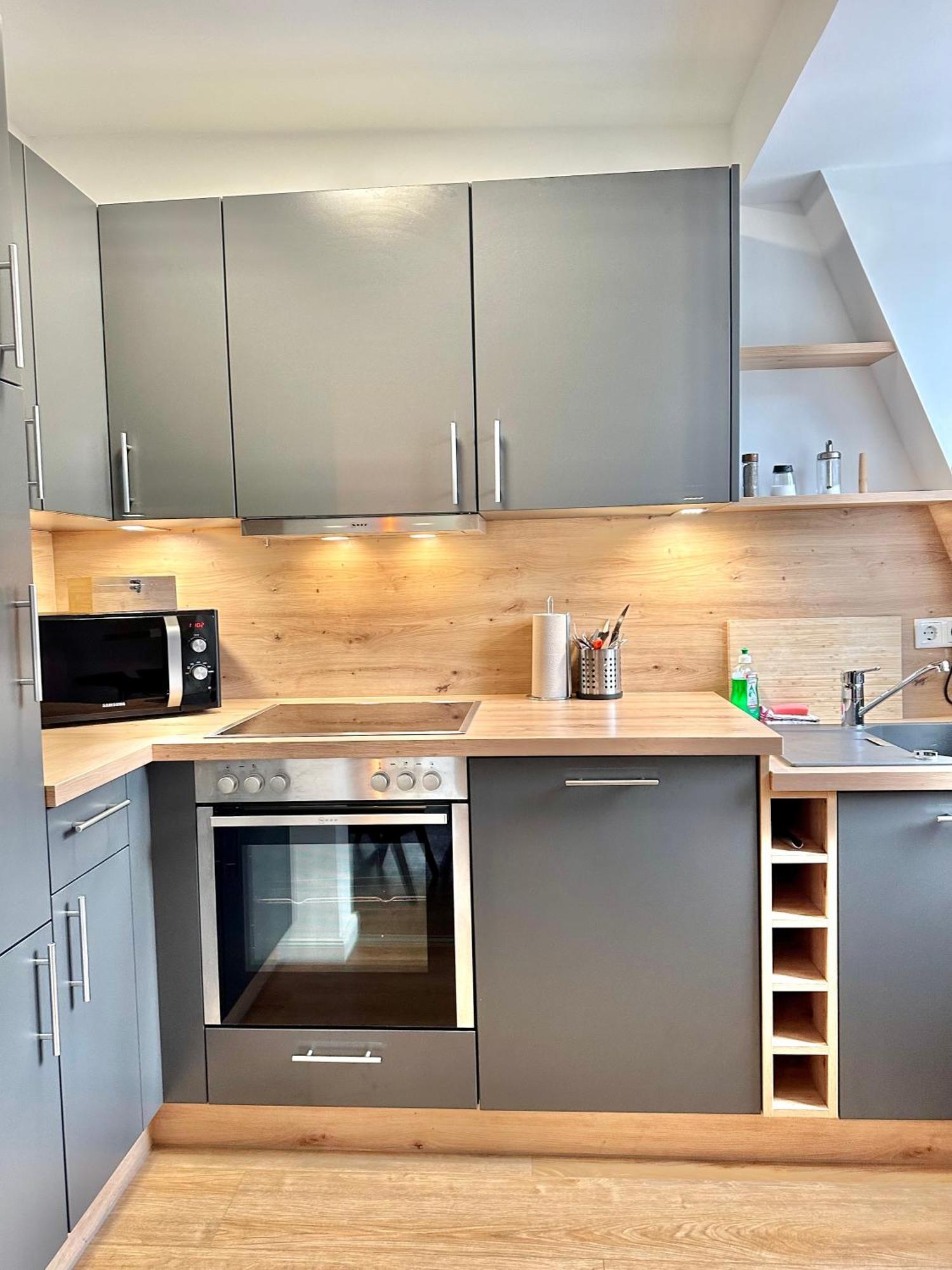 Modernes City-Apartment Mit Blick In Den Park Und 2 Baeder H9 Oldenburg Exterior foto