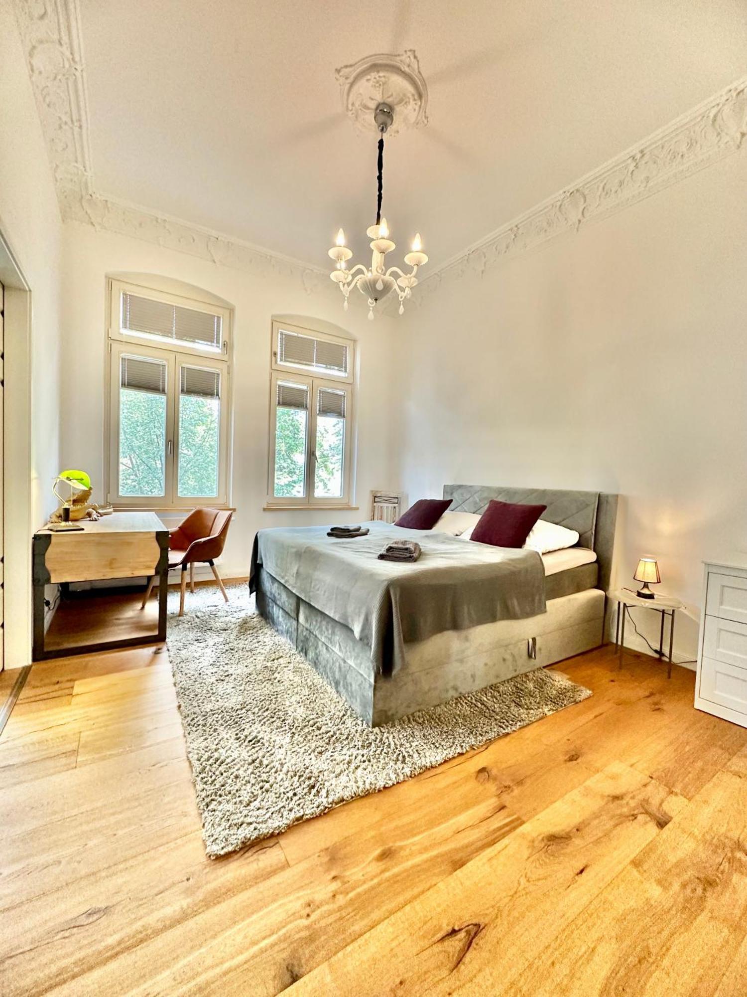 Modernes City-Apartment Mit Blick In Den Park Und 2 Baeder H9 Oldenburg Exterior foto